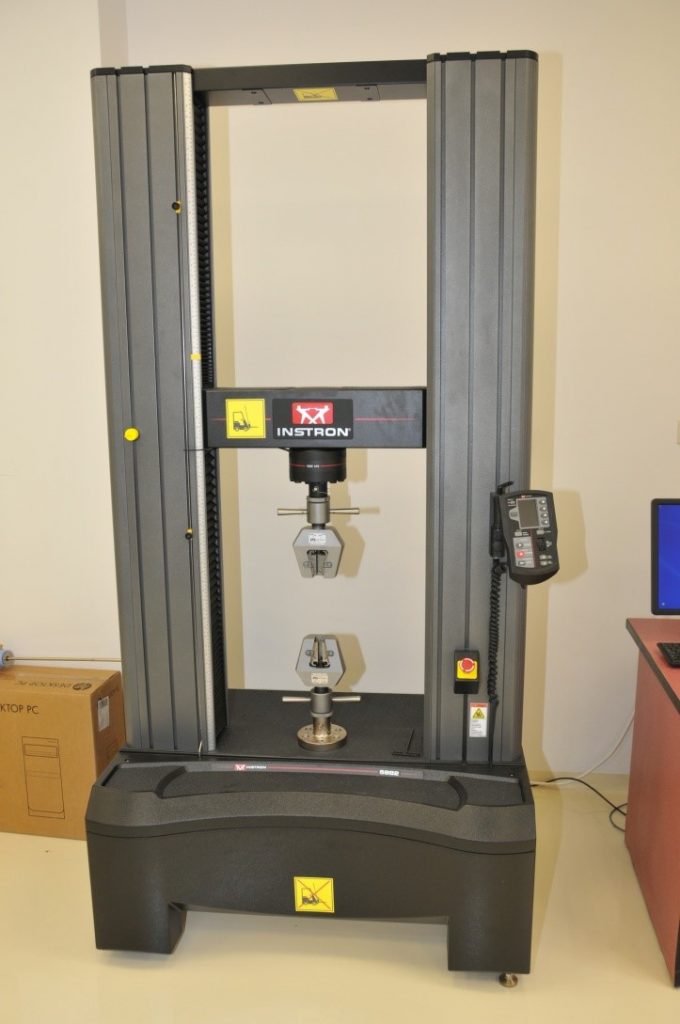 Üniversal Test Cihazı (INSTRON)