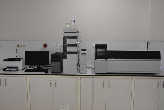 LC MS-MS